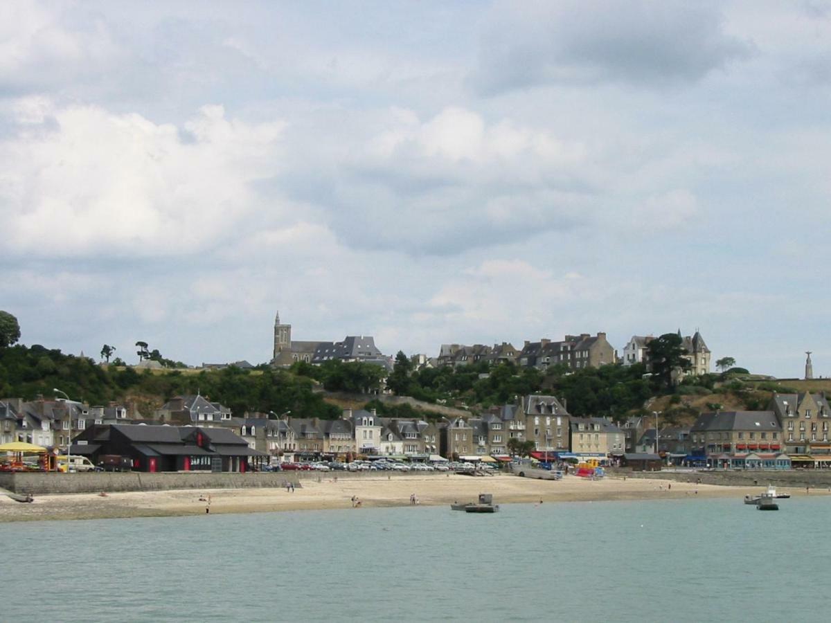 Jacques Melchior Meuble De Tourisme 3 Etoiles Intra Muros Saint-Malo Bagian luar foto